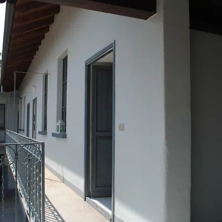 Bnbook Cascina Crennese شقة