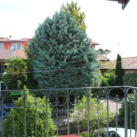 Bnbook Cascina Crennese شقة