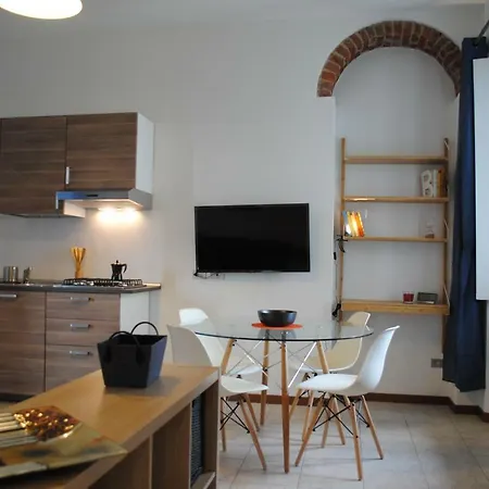 Bnbook Cascina Crennese شقة