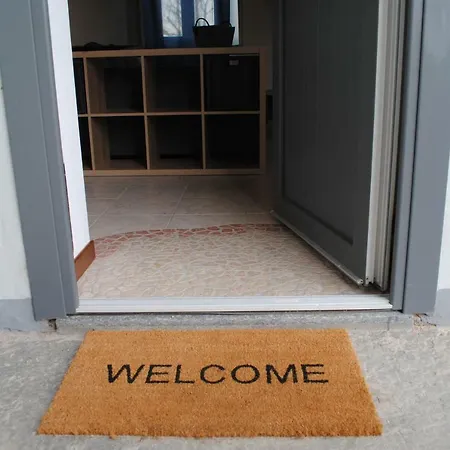 Bnbook Cascina Crennese Apartmán *